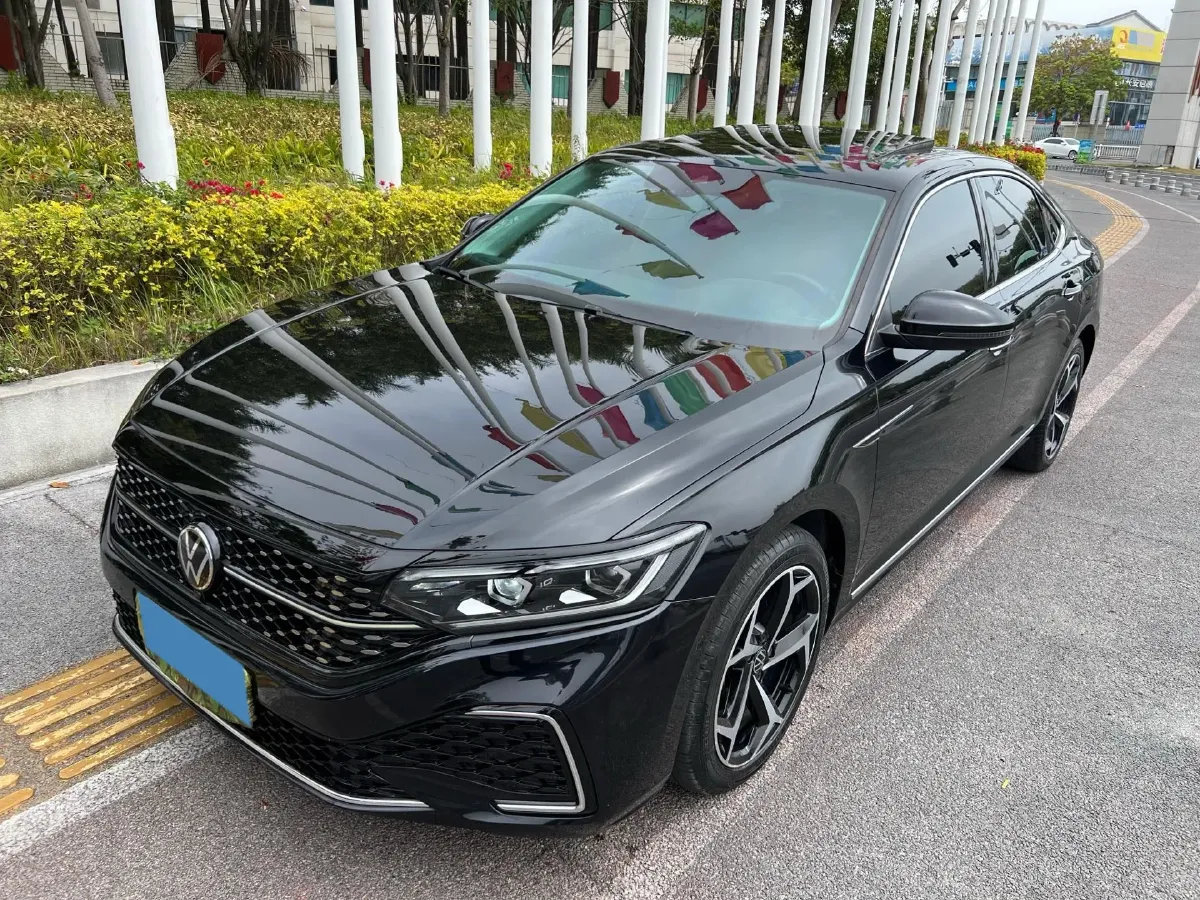 2023 Volkswagen Passat 2.0T 186HP L4 7DCT,autocango,china used car exporter,china ev exporter,chinese used car exporter,chinese used ev exporter