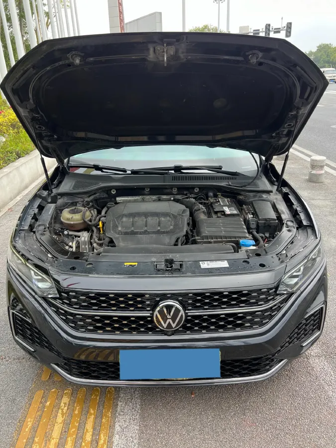 2023 Volkswagen Passat 2.0T 186HP L4 7DCT,autocango,china used car exporter,china ev exporter,chinese used car exporter,chinese used ev exporter