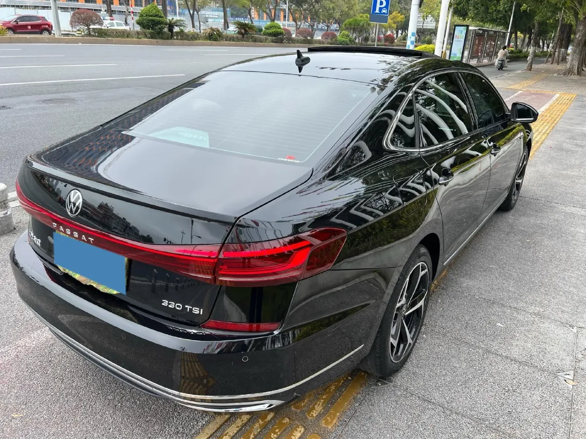 2023 Volkswagen Passat 2.0T 186HP L4 7DCT,autocango,china used car exporter,china ev exporter,chinese used car exporter,chinese used ev exporter