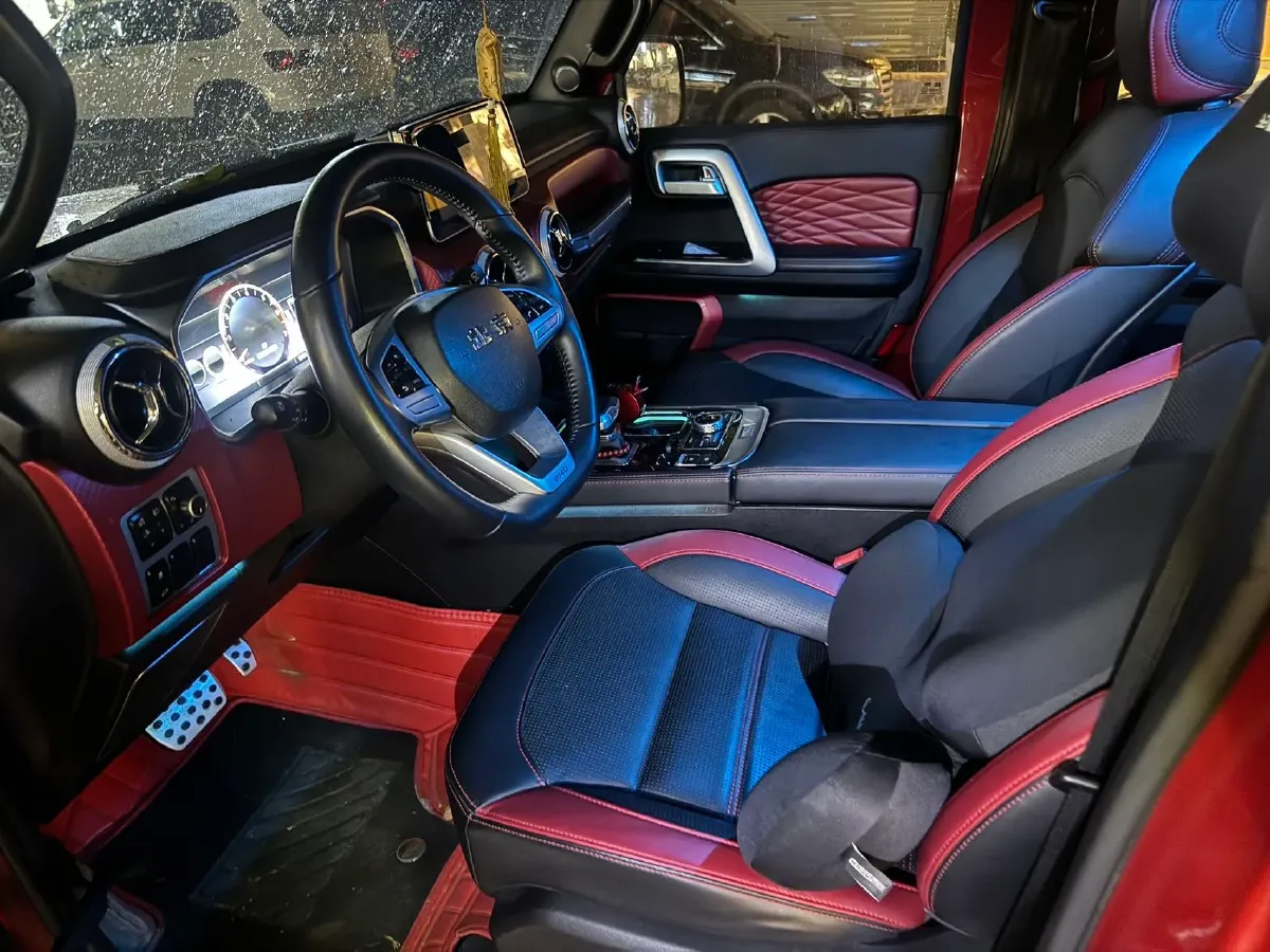 2020 Beijing BJ40 2.0T 224HP L4 8AT,autocango,china used car exporter,china ev exporter,chinese used car exporter,chinese used ev exporter