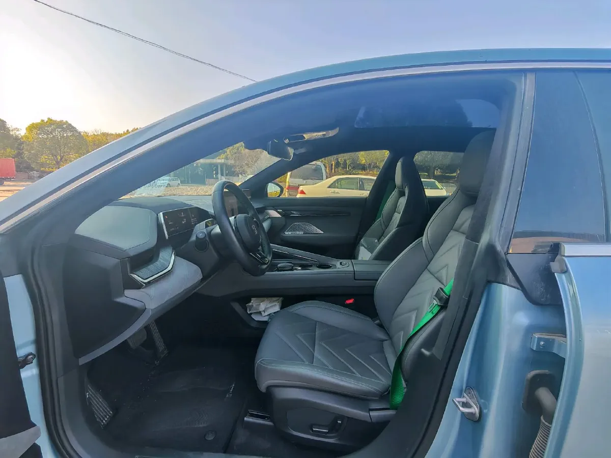 2021 Zeekr 001 BEV 100KWH,autocango,china used car exporter,china ev exporter,chinese used car exporter,chinese used ev exporter