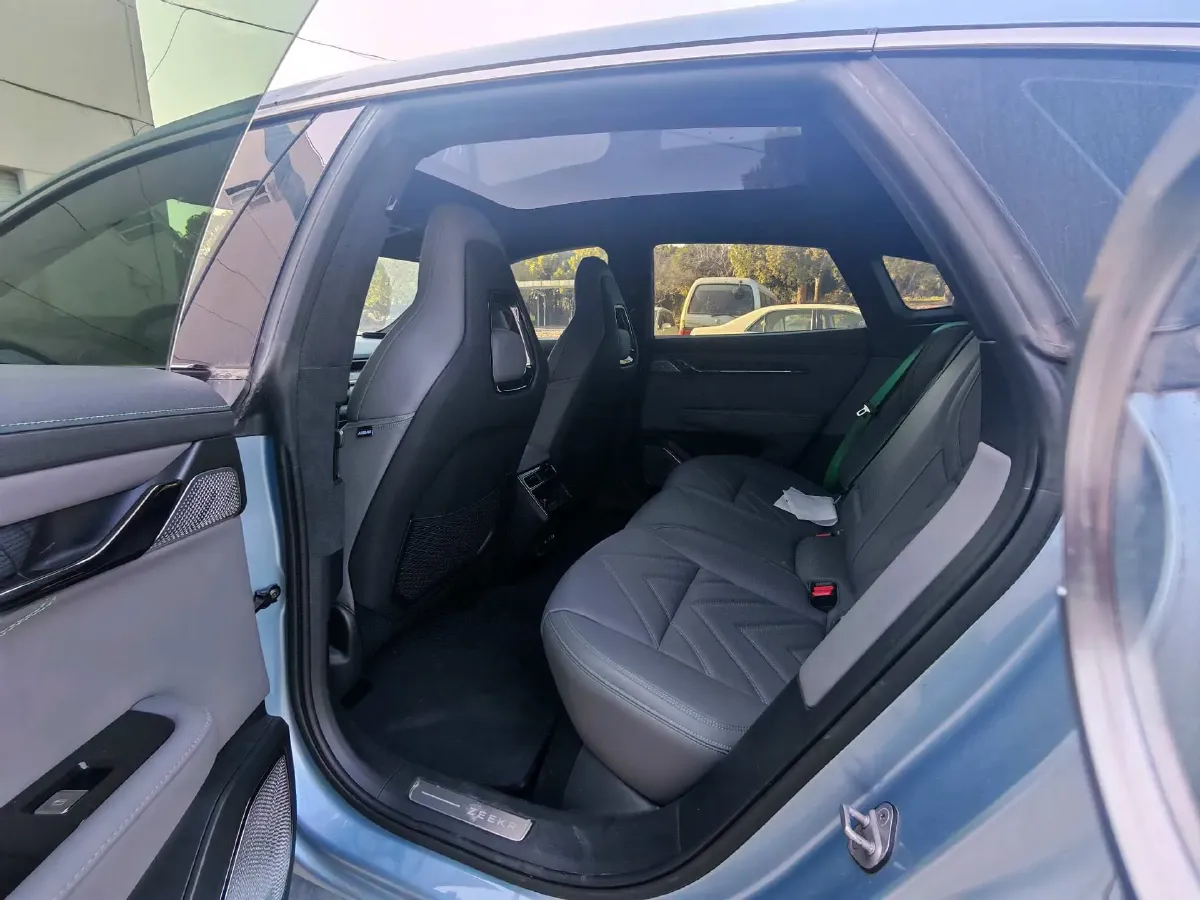 2021 Zeekr 001 BEV 100KWH,autocango,china used car exporter,china ev exporter,chinese used car exporter,chinese used ev exporter