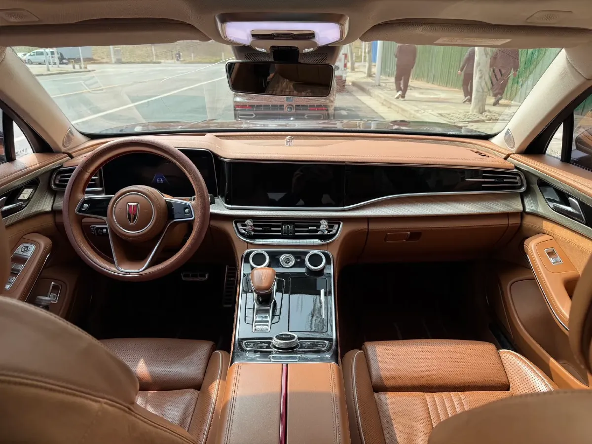 2020 HongQi H9 2.0T 252HP L4 7DCT,autocango,china used car exporter,china ev exporter,chinese used car exporter,chinese used ev exporter