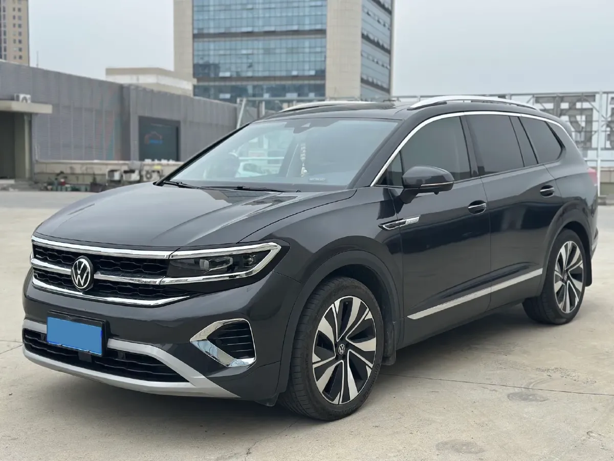 2022 Volkswagen Talagon 2.0T 220HP L4 7DCT,autocango,china used car exporter,china ev exporter,chinese used car exporter,chinese used ev exporter