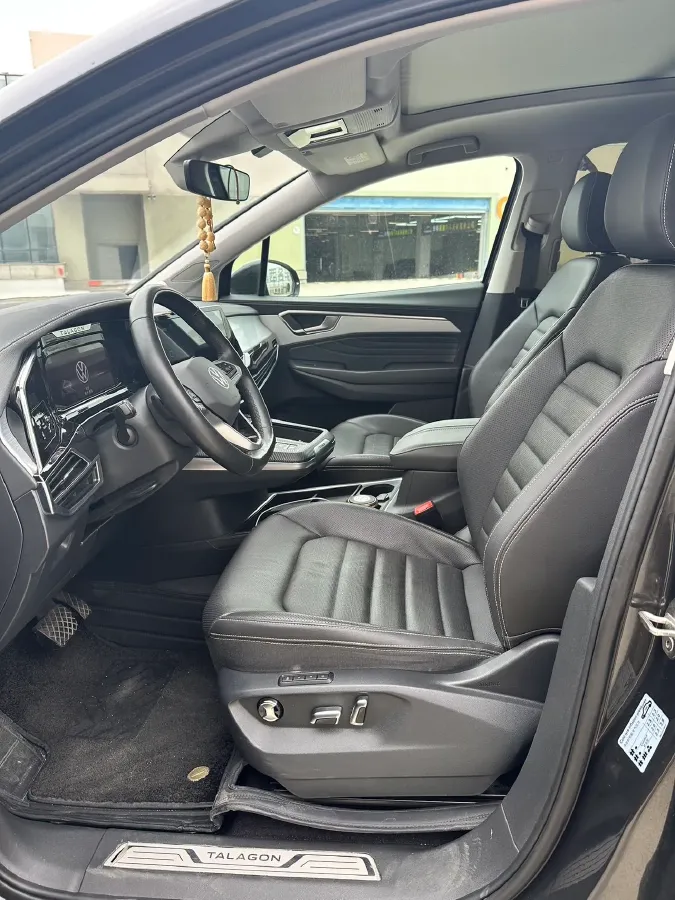 2022 Volkswagen Talagon 2.0T 220HP L4 7DCT,autocango,china used car exporter,china ev exporter,chinese used car exporter,chinese used ev exporter