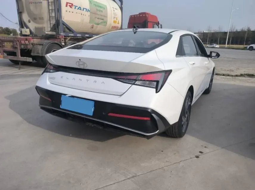 2023 Hyundai Elantra 1.5L 115HP L4 CVT,autocango,china used car exporter,china ev exporter,chinese used car exporter,chinese used ev exporter