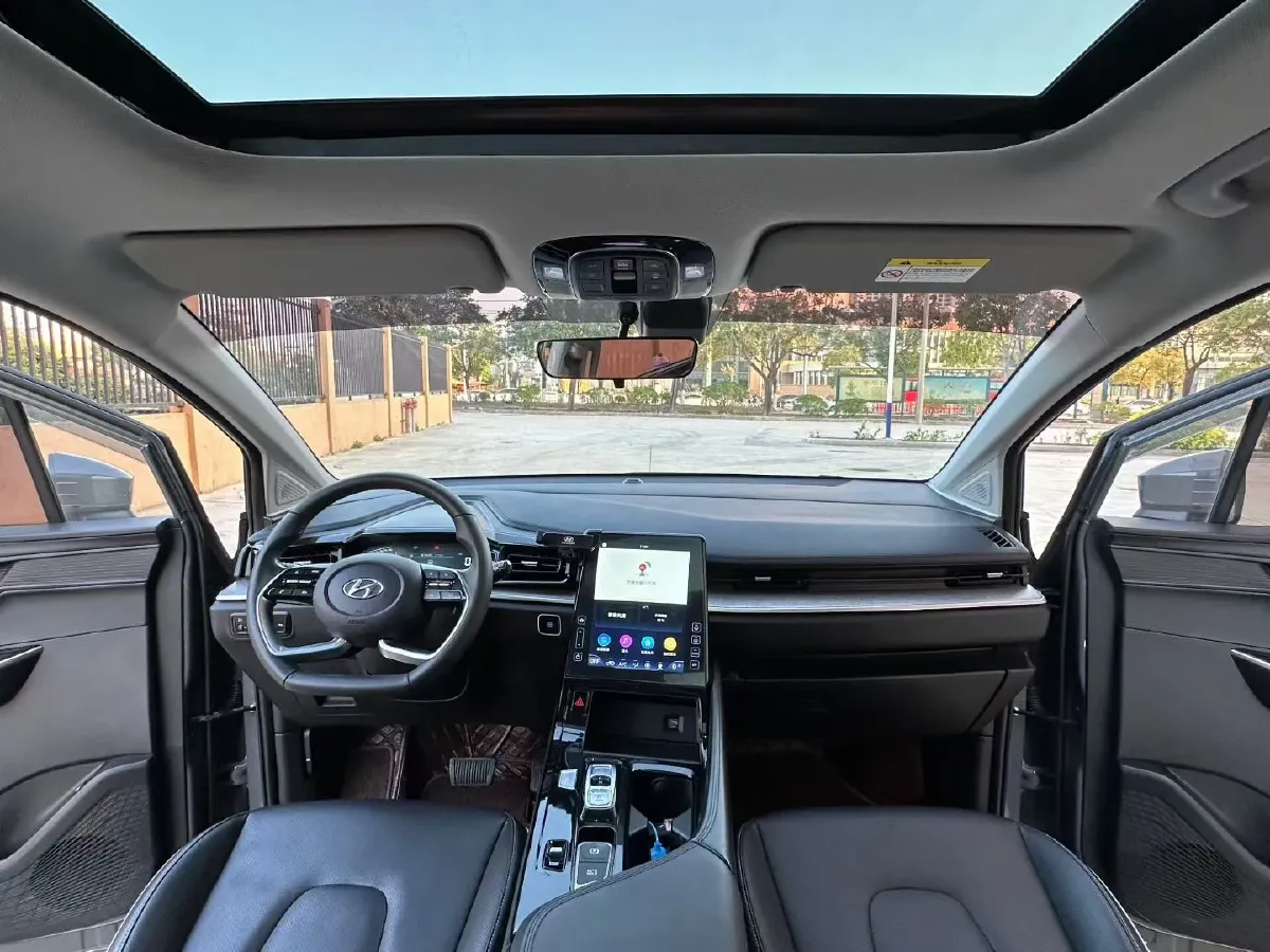 2024 Hyundai Custo 1.5T 170HP L4 8AT,autocango,china used car exporter,china ev exporter,chinese used car exporter,chinese used ev exporter