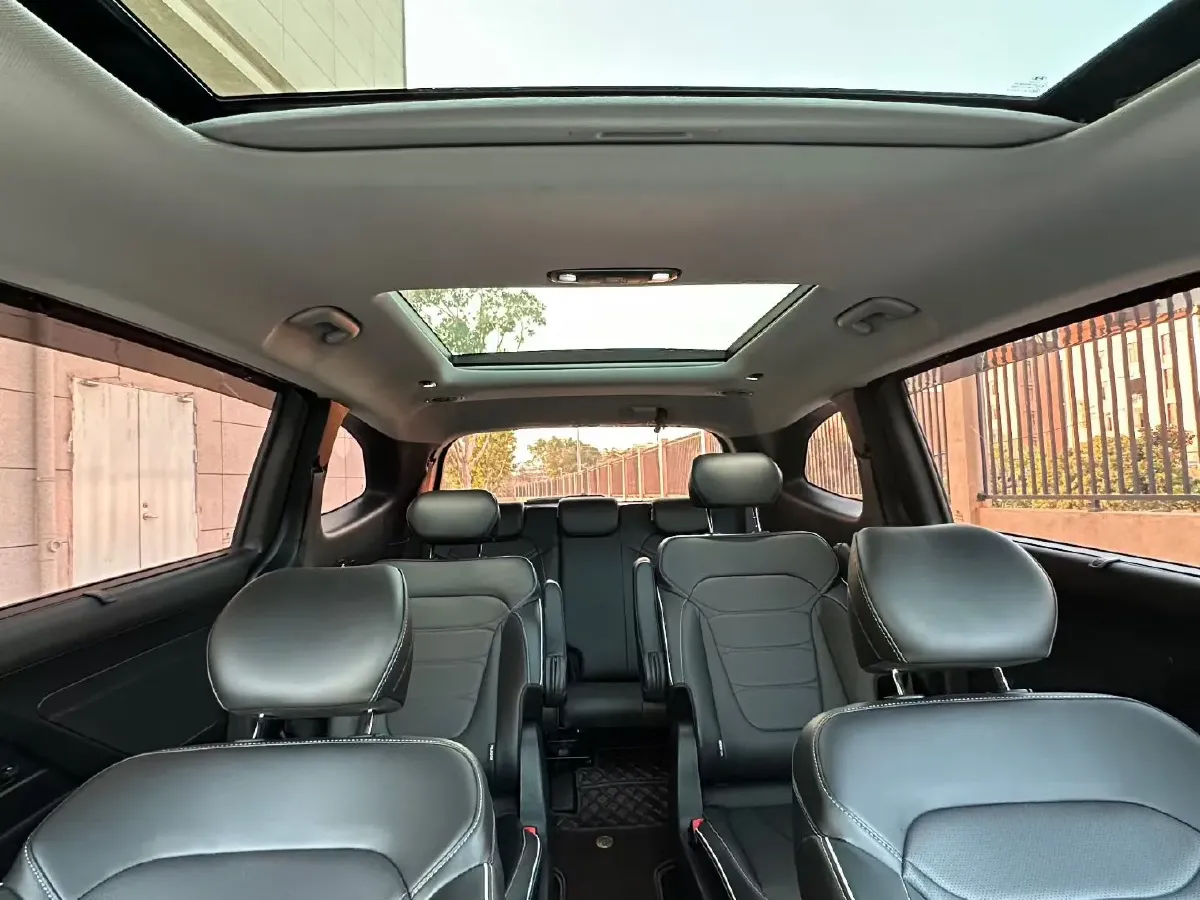 2024 Hyundai Custo 1.5T 170HP L4 8AT,autocango,china used car exporter,china ev exporter,chinese used car exporter,chinese used ev exporter