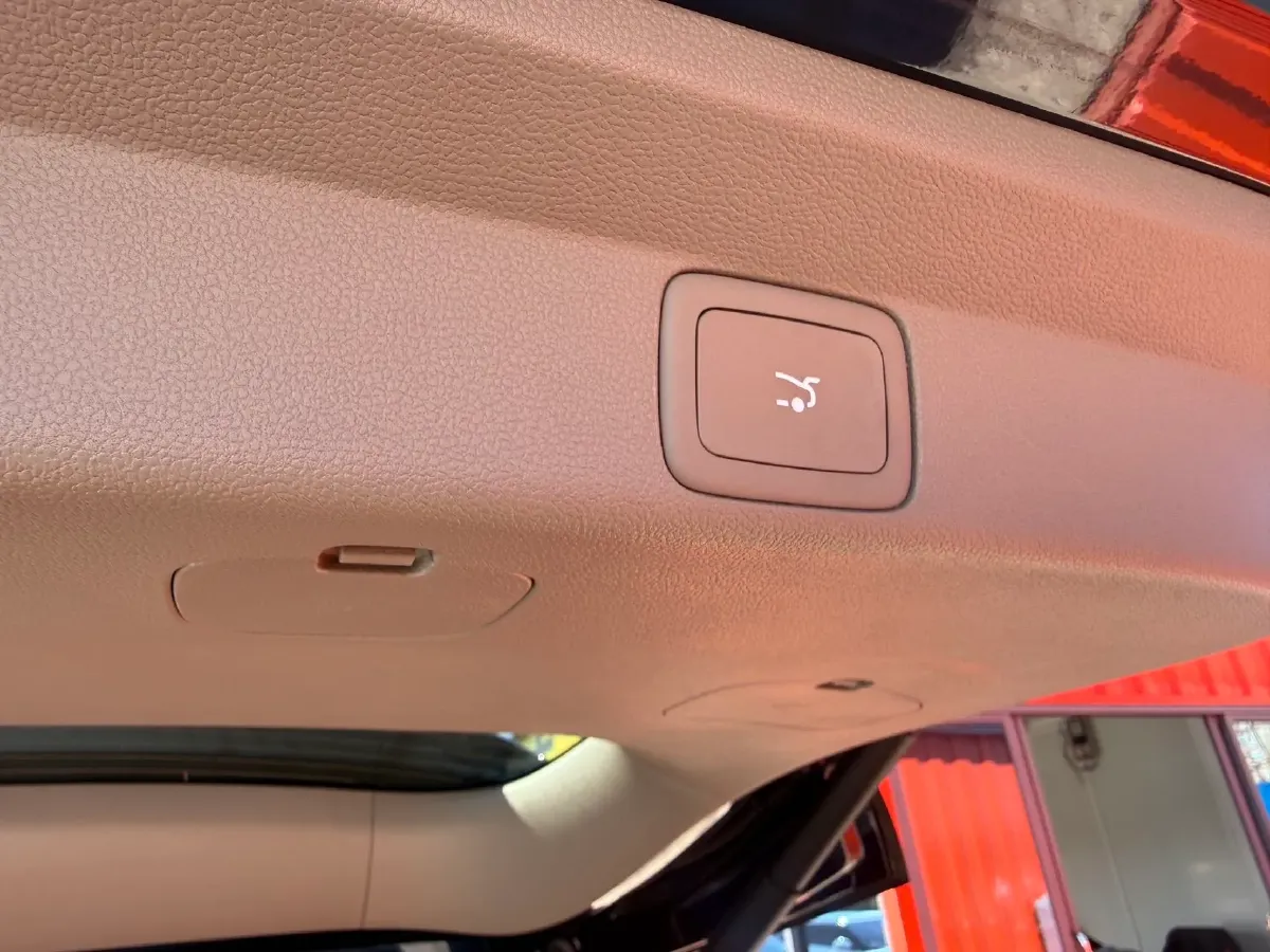 2026 IM LS9 REEV 155HP REEV,autocango,china used car exporter,china ev exporter,chinese used car exporter,chinese used ev exporter