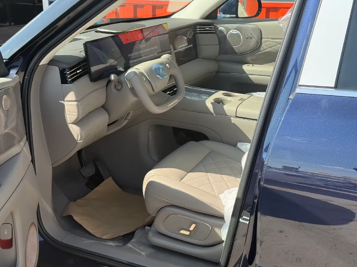 2026 IM LS9 REEV 155HP REEV,autocango,china used car exporter,china ev exporter,chinese used car exporter,chinese used ev exporter