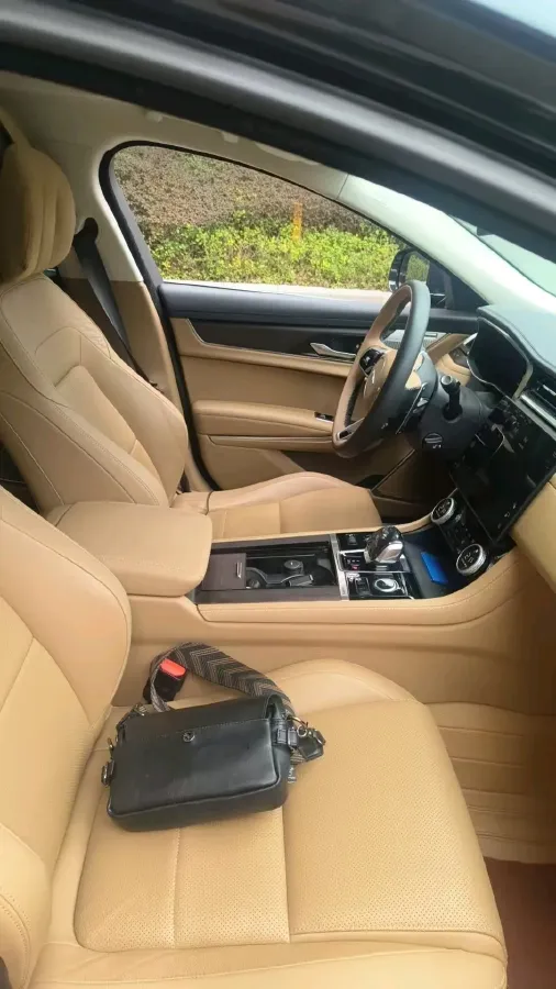 2024 Jaguar XFL 2.0T 250HP L4 8AT,autocango,china used car exporter,china ev exporter,chinese used car exporter,chinese used ev exporter