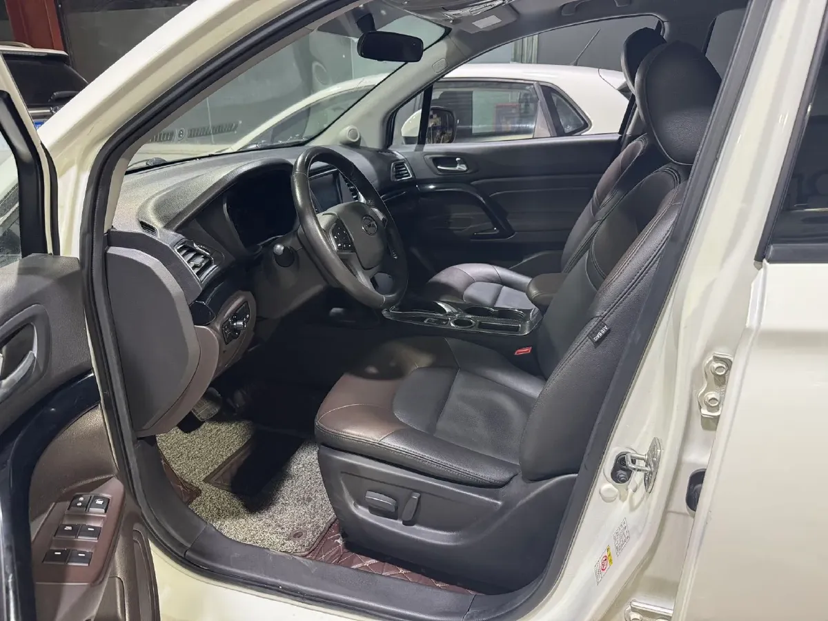 2017 GAC Trumpchi GS4 1.5T 152HP L4 6AT,autocango,china used car exporter,china ev exporter,chinese used car exporter,chinese used ev exporter