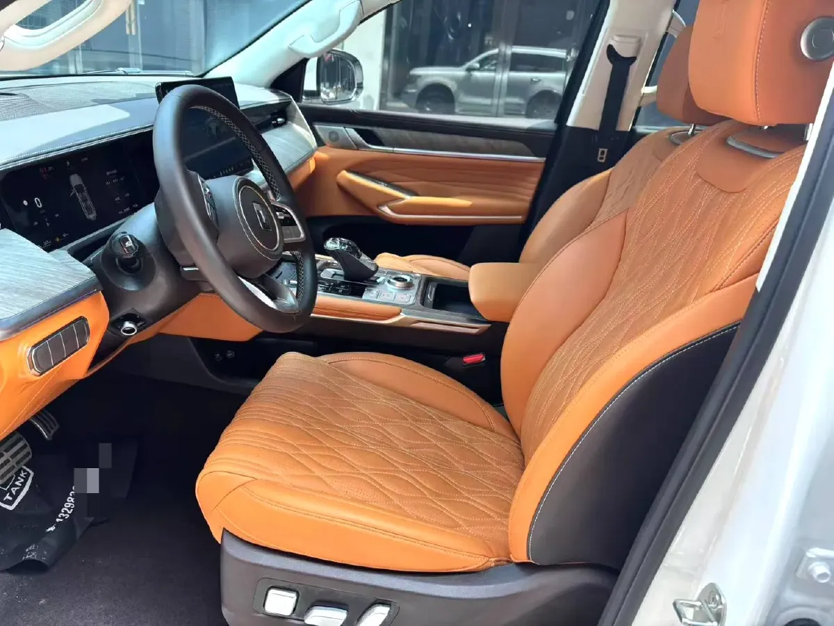 2025 Tank 500 2.0T 252HP L4 3DHT PHEV 59.05KWH,autocango,china used car exporter,china ev exporter,chinese used car exporter,chinese used ev exporter