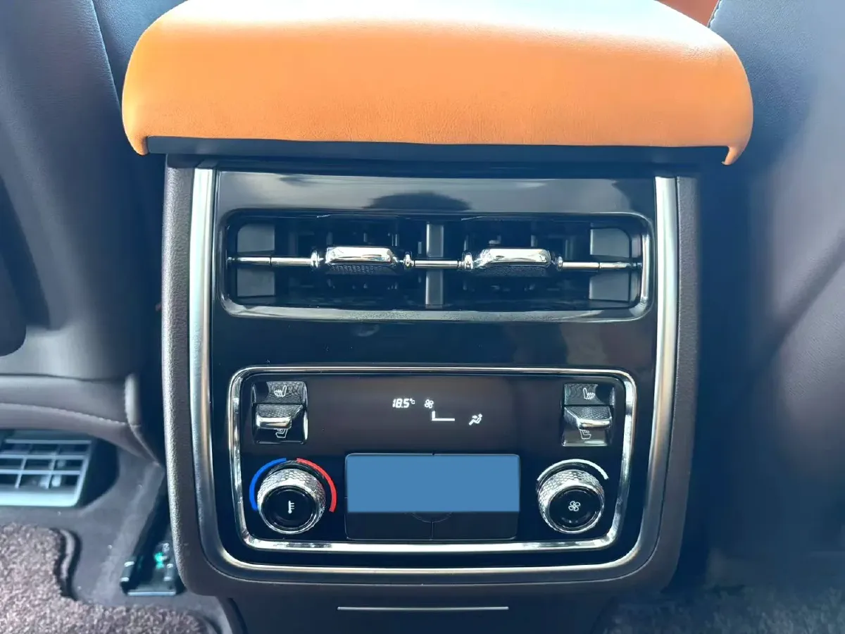 2025 Tank 500 2.0T 252HP L4 3DHT PHEV 59.05KWH,autocango,china used car exporter,china ev exporter,chinese used car exporter,chinese used ev exporter