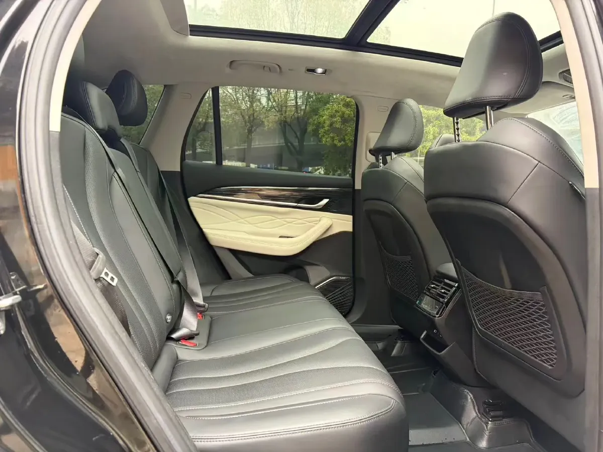 2023 Geely Monjaro 2.0T 238HP L4 8AT,autocango,china used car exporter,china ev exporter,chinese used car exporter,chinese used ev exporter