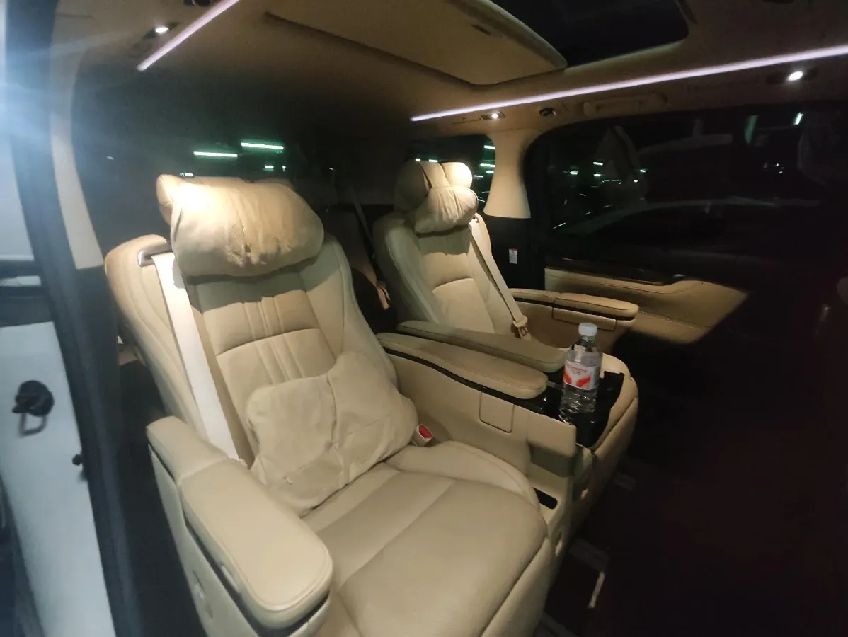 2021 Toyota Alphard 2.5L 117HP L4 E-CVT Hybrid,autocango,china used car exporter,china ev exporter,chinese used car exporter,chinese used ev exporter