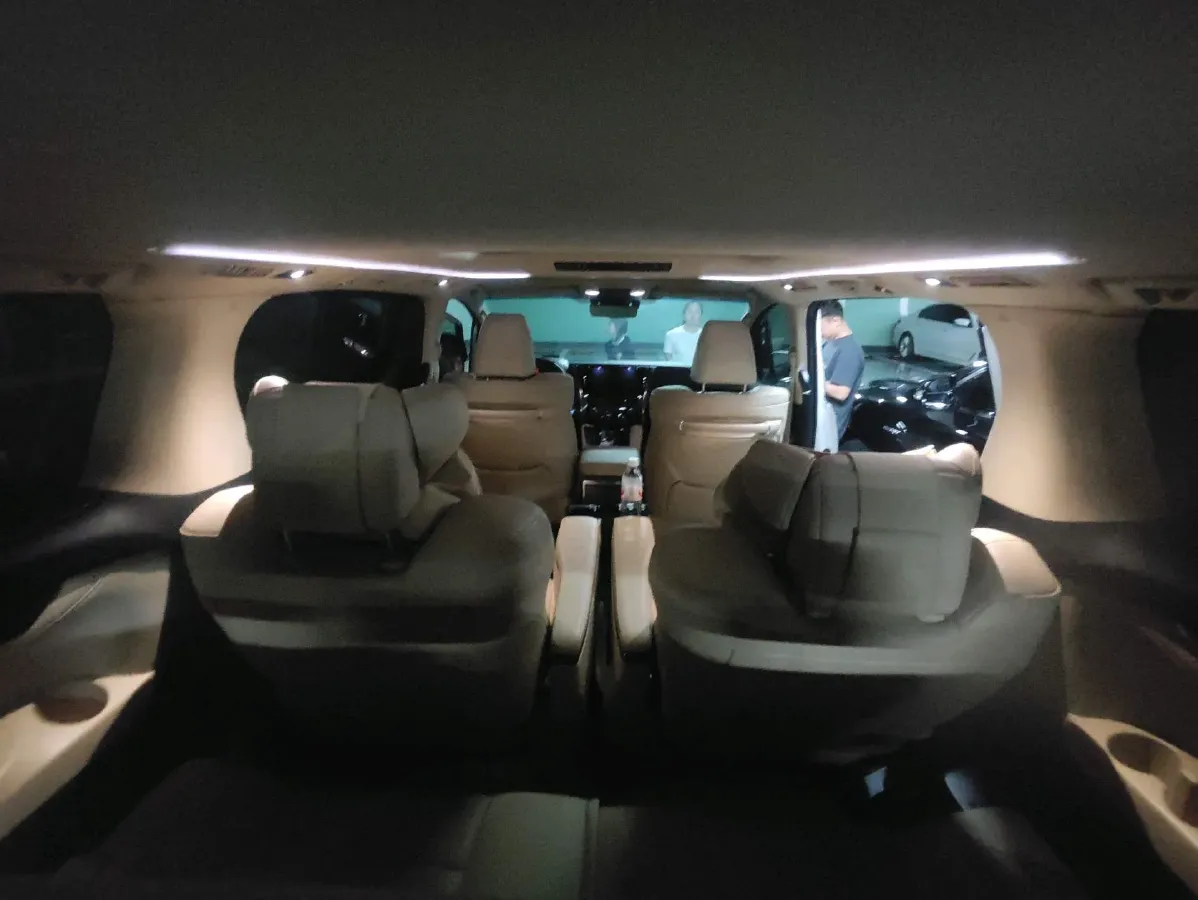 2021 Toyota Alphard 2.5L 117HP L4 E-CVT Hybrid,autocango,china used car exporter,china ev exporter,chinese used car exporter,chinese used ev exporter