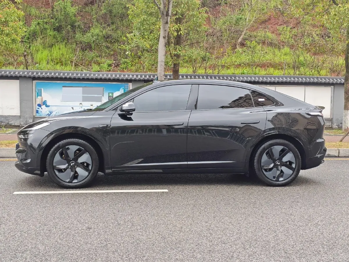 2024 ONVO L60 BEV 60KWH,autocango,china used car exporter,china ev exporter,chinese used car exporter,chinese used ev exporter