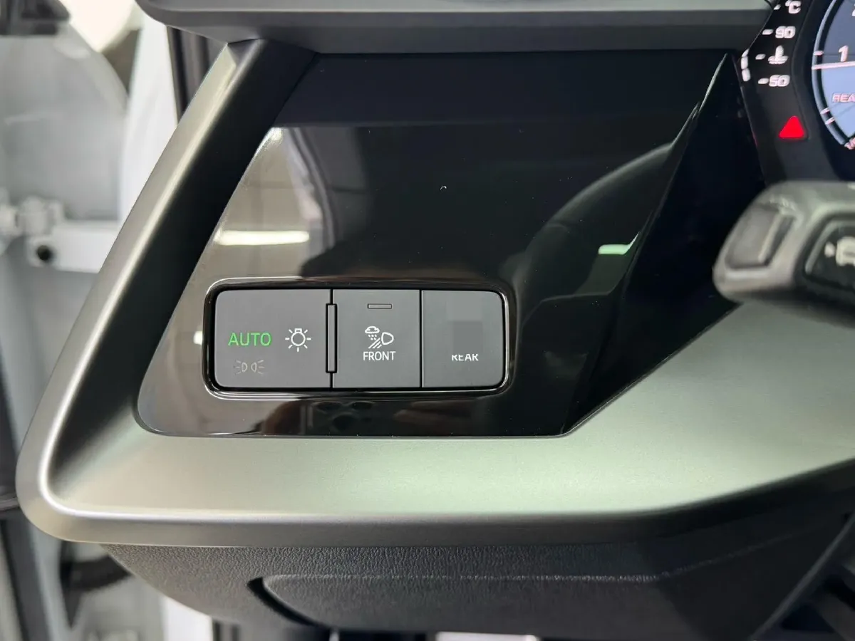 2022 Audi A3 1.4T 150HP L4 7DCT,autocango,china used car exporter,china ev exporter,chinese used car exporter,chinese used ev exporter