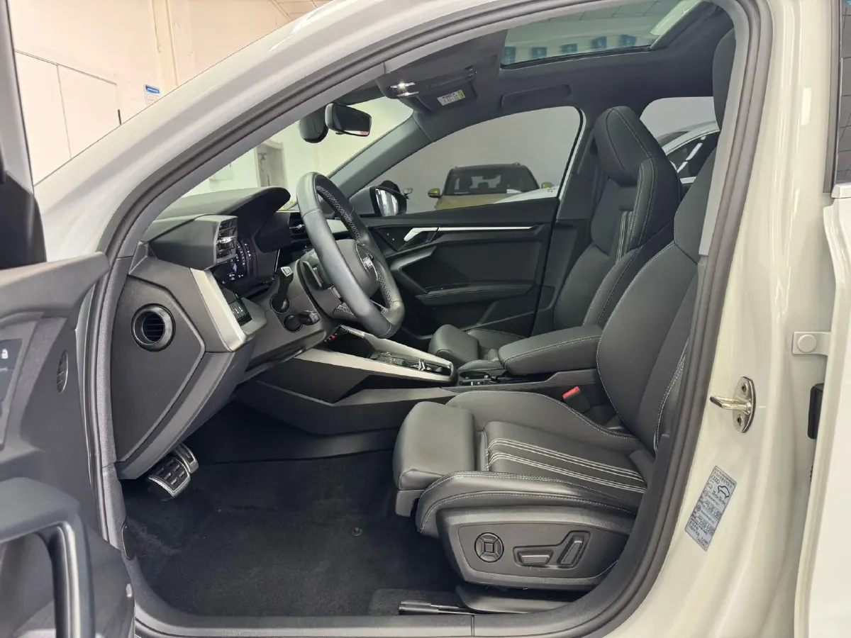 2022 Audi A3 1.4T 150HP L4 7DCT,autocango,china used car exporter,china ev exporter,chinese used car exporter,chinese used ev exporter