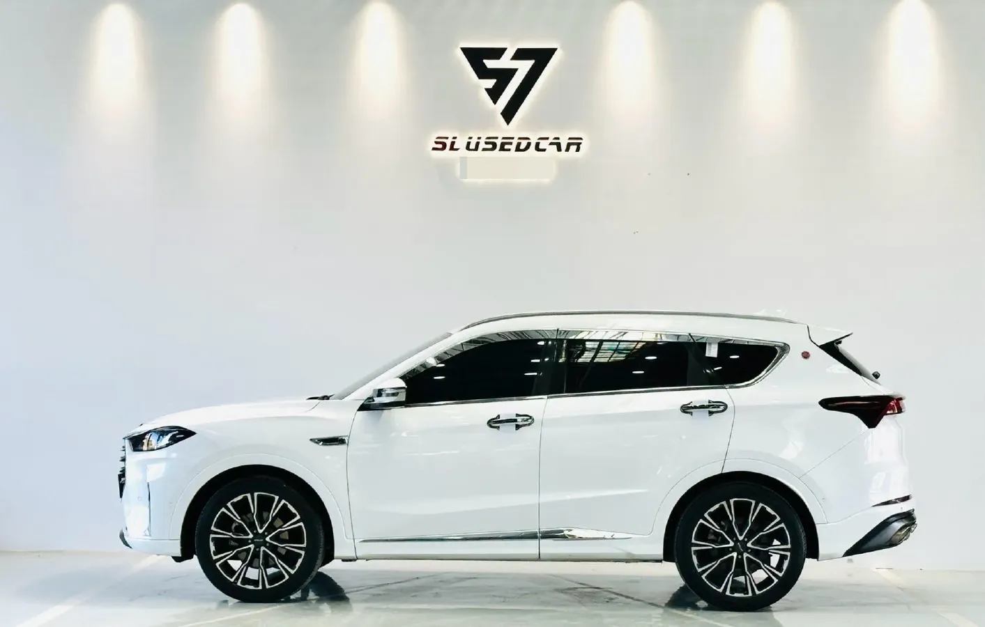 2021 Chery Tiggo 8 Plus 1.6T 197HP L4 7DCT,autocango,china used car exporter,china ev exporter,chinese used car exporter,chinese used ev exporter