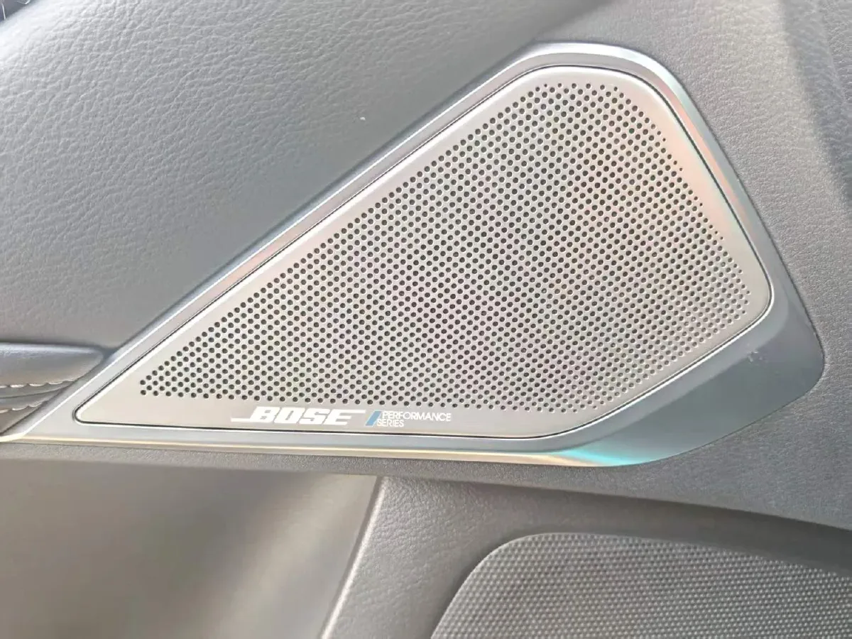 2018 Jeep Grand Commander 2.0T 265HP L4 9AT,autocango,china used car exporter,china ev exporter,chinese used car exporter,chinese used ev exporter