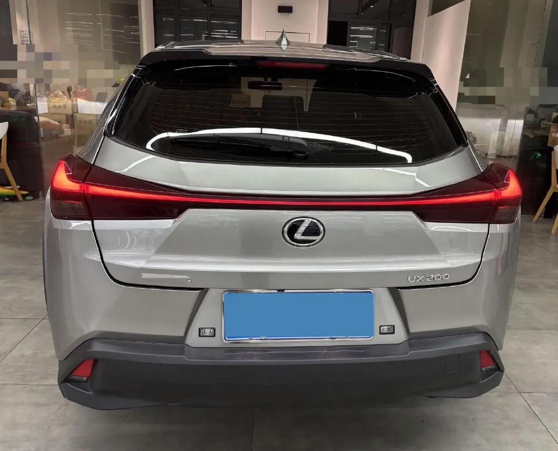 2020 Lexus UX 2.0L 173HP L4 CVT,autocango,china used car exporter,china ev exporter,chinese used car exporter,chinese used ev exporter