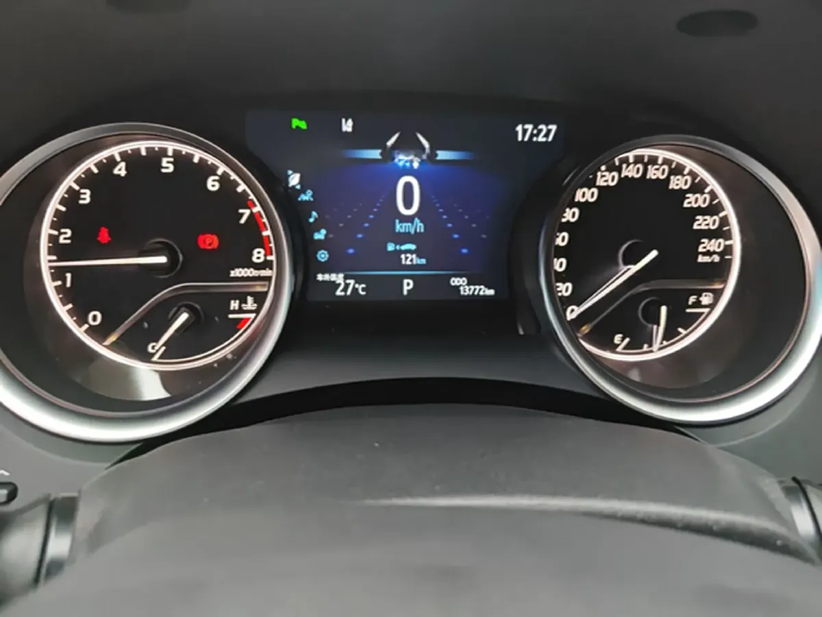 2023 Toyota Camry 2.0L 177HP L4 CVT,autocango,china used car exporter,china ev exporter,chinese used car exporter,chinese used ev exporter