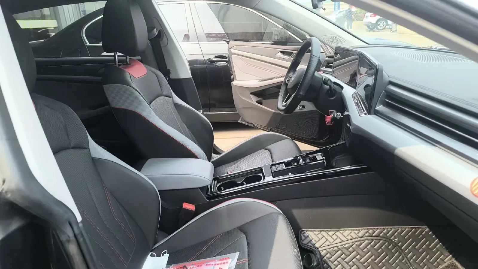 2023 Volkswagen Lamando 1.4T 150HP L4 7DCT,autocango,china used car exporter,china ev exporter,chinese used car exporter,chinese used ev exporter