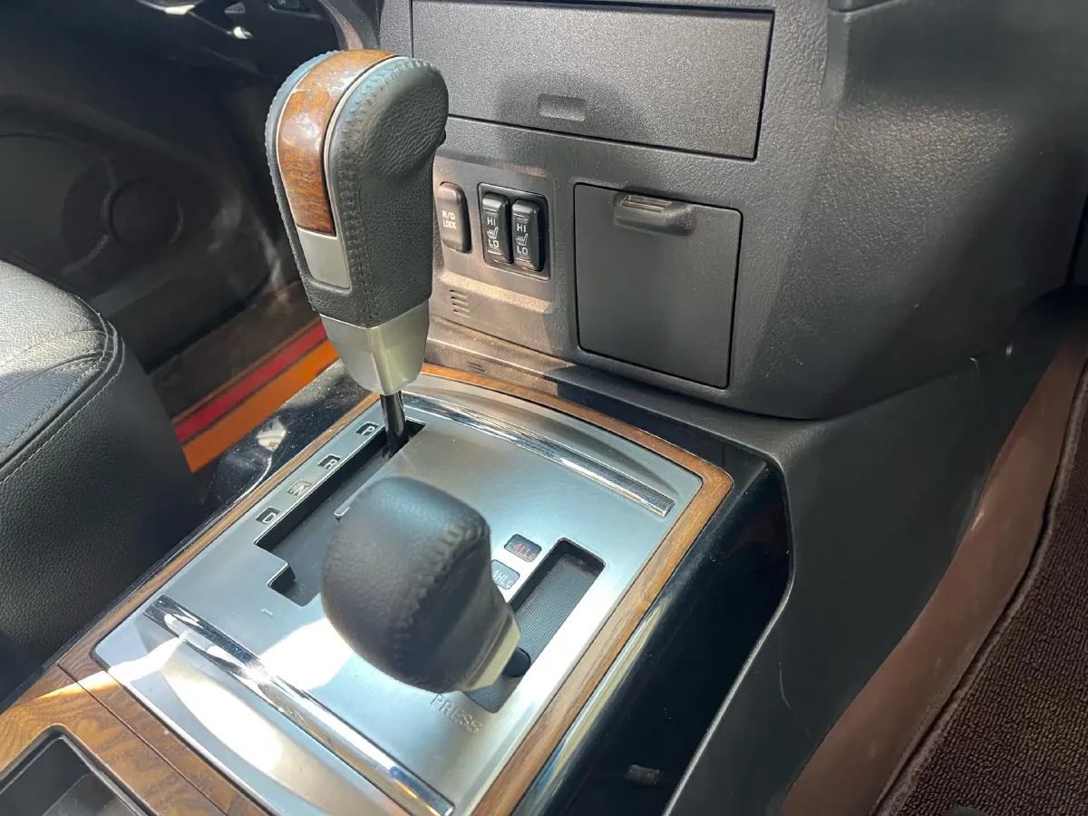 2016 Mitsubishi Pajero 3.0L 174HP V6 5AT,autocango,china used car exporter,china ev exporter,chinese used car exporter,chinese used ev exporter