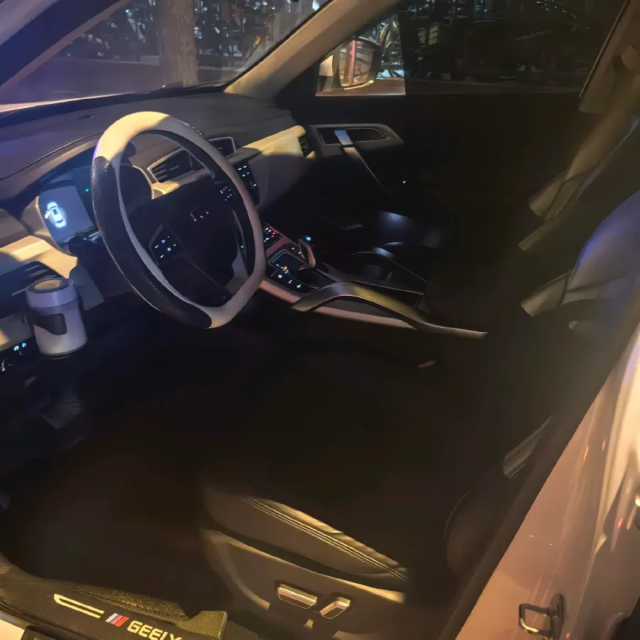 2020 Roewe i6 1.5T 169HP L4 7DCT,autocango,china used car exporter,china ev exporter,chinese used car exporter,chinese used ev exporter