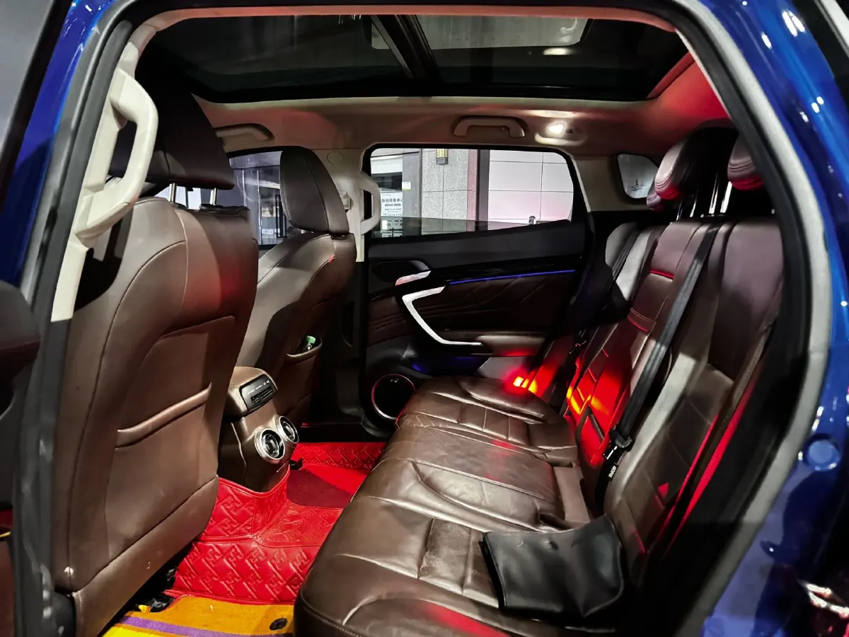 2017 WEY VV7 2.0T 234HP L4 7DCT,autocango,china used car exporter,china ev exporter,chinese used car exporter,chinese used ev exporter