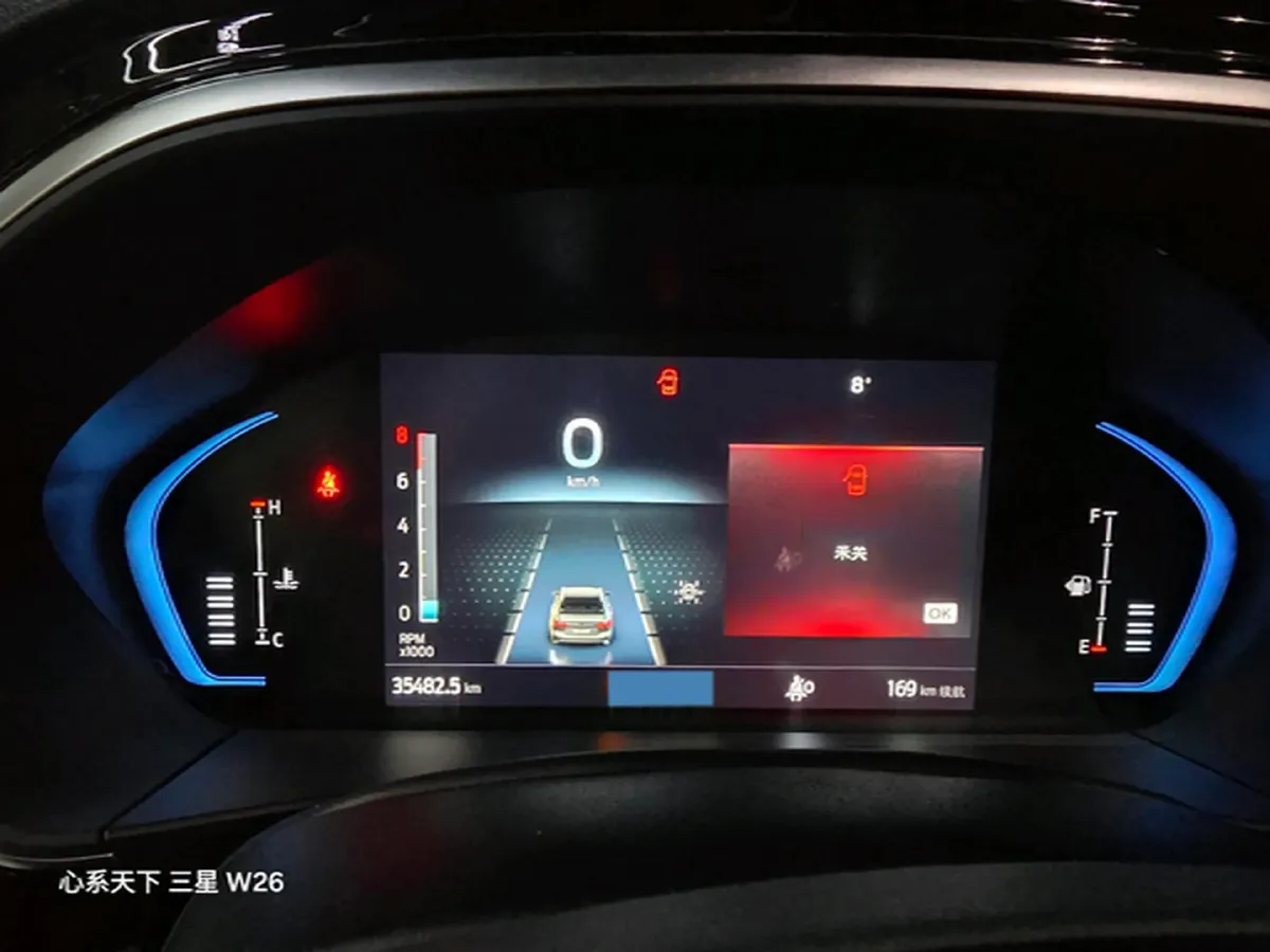 2021 Ford Focus 1.5T 174HP L3 8AT,autocango,china used car exporter,china ev exporter,chinese used car exporter,chinese used ev exporter