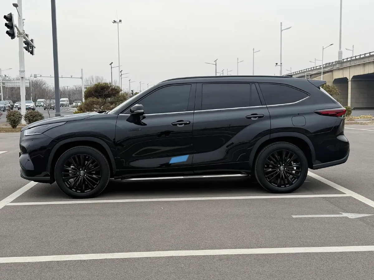 2023 Toyota Highlander 2.5L 189HP L4 E-CVT Hybrid,autocango,china used car exporter,china ev exporter,chinese used car exporter,chinese used ev exporter