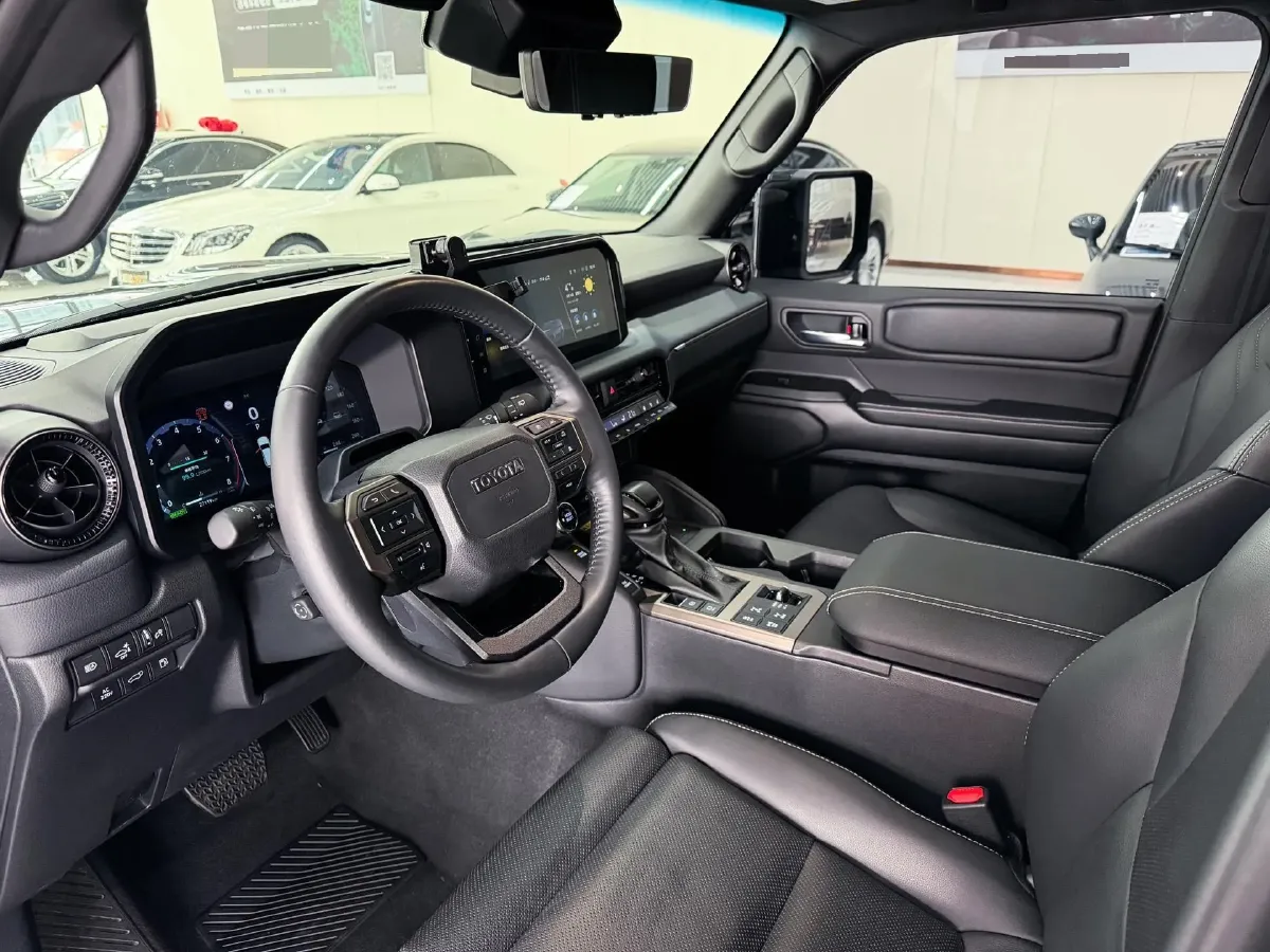 2024 Toyota Land Cruiser Prado 2.4T 282HP L4 8AT Hybrid,autocango,china used car exporter,china ev exporter,chinese used car exporter,chinese used ev exporter