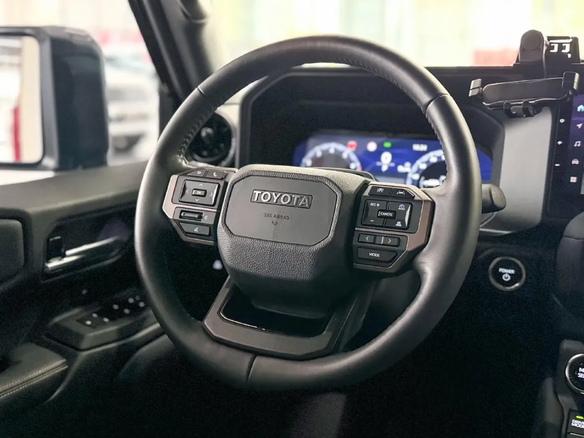 2024 Toyota Land Cruiser Prado 2.4T 282HP L4 8AT Hybrid,autocango,china used car exporter,china ev exporter,chinese used car exporter,chinese used ev exporter