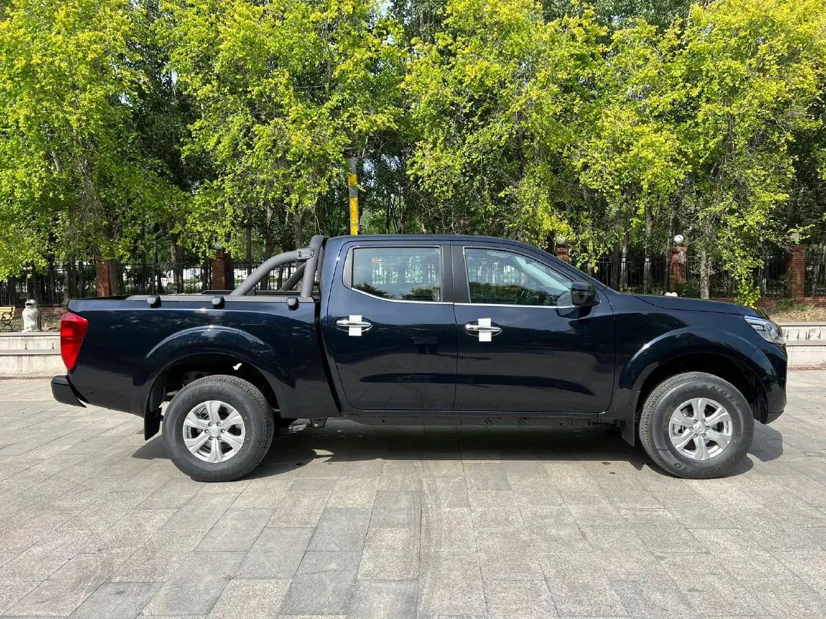 2023 Dongfeng RuiQi 7 2.3T 166HP L4 6MT,autocango,china used car exporter,china ev exporter,chinese used car exporter,chinese used ev exporter