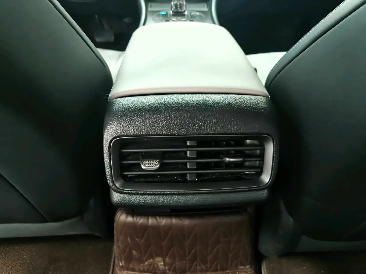 2025 BYD Seal05 DM-i 1.5L 101HP L4 E-CVT PHEV 7.68KWH,autocango,china used car exporter,china ev exporter,chinese used car exporter,chinese used ev exporter