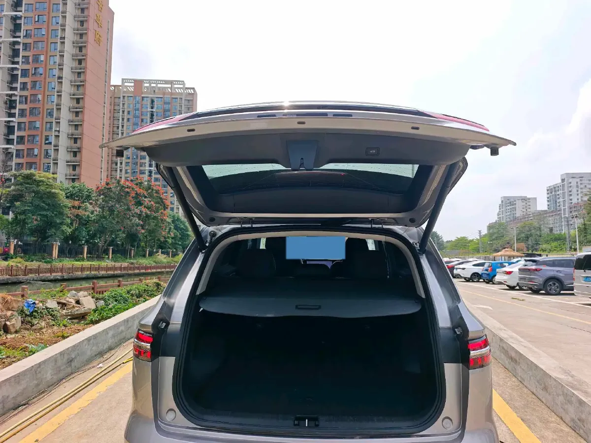 2023 Geely Monjaro 2.0T 238HP L4 8AT,autocango,china used car exporter,china ev exporter,chinese used car exporter,chinese used ev exporter