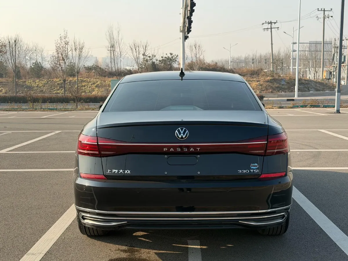 2023 Volkswagen Passat 2.0T 186HP L4 7DCT,autocango,china used car exporter,china ev exporter,chinese used car exporter,chinese used ev exporter