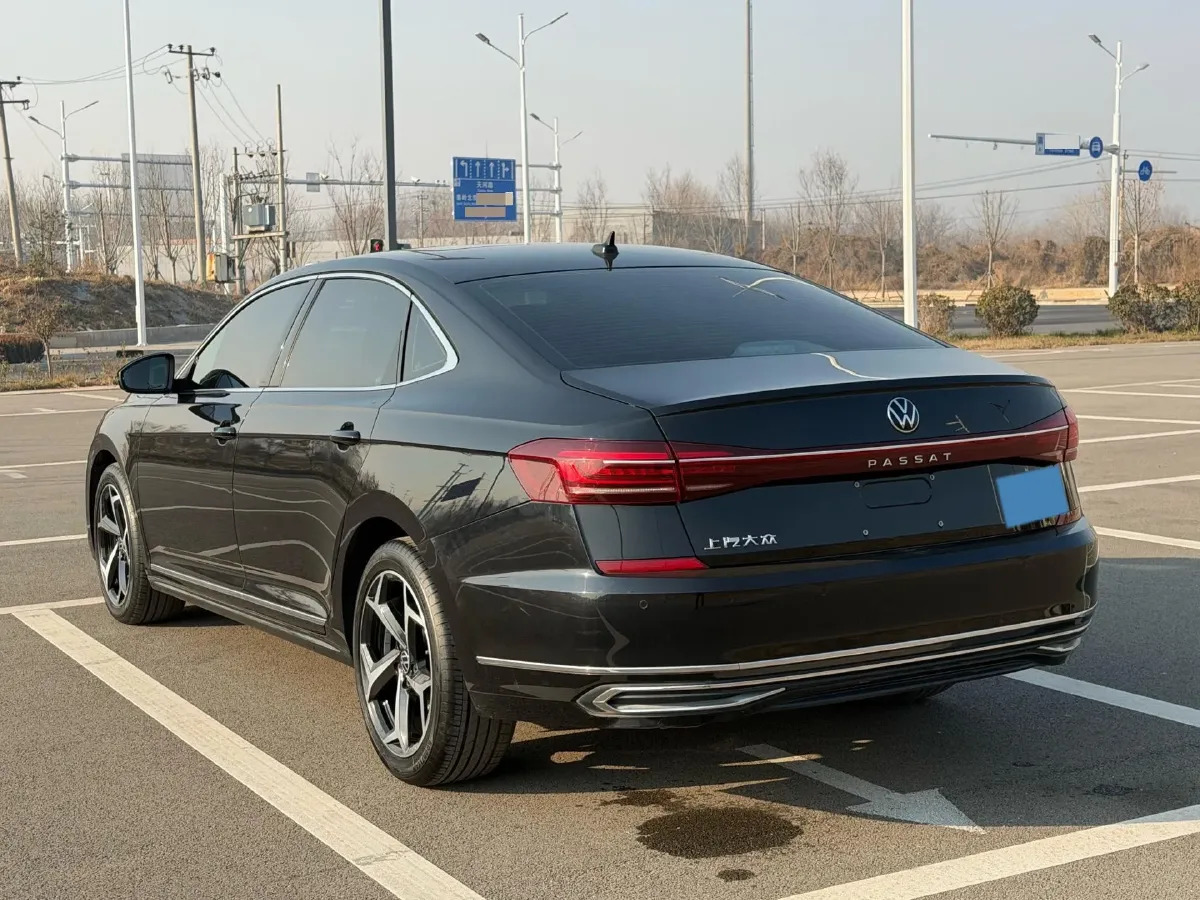 2023 Volkswagen Passat 2.0T 186HP L4 7DCT,autocango,china used car exporter,china ev exporter,chinese used car exporter,chinese used ev exporter