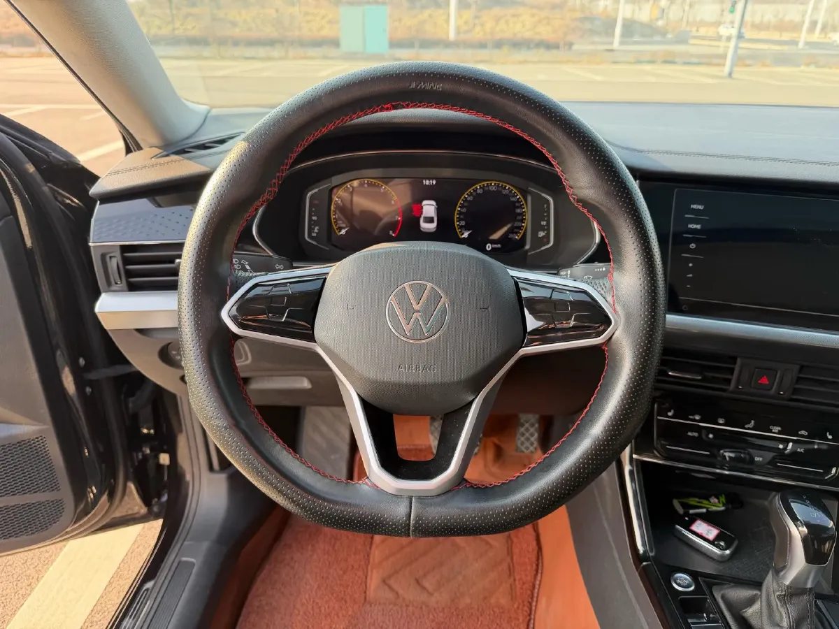 2023 Volkswagen Passat 2.0T 186HP L4 7DCT,autocango,china used car exporter,china ev exporter,chinese used car exporter,chinese used ev exporter