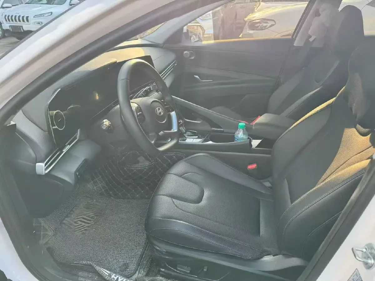 2021 Hyundai Elantra 1.5L 115HP L4 CVT,autocango,china used car exporter,china ev exporter,chinese used car exporter,chinese used ev exporter