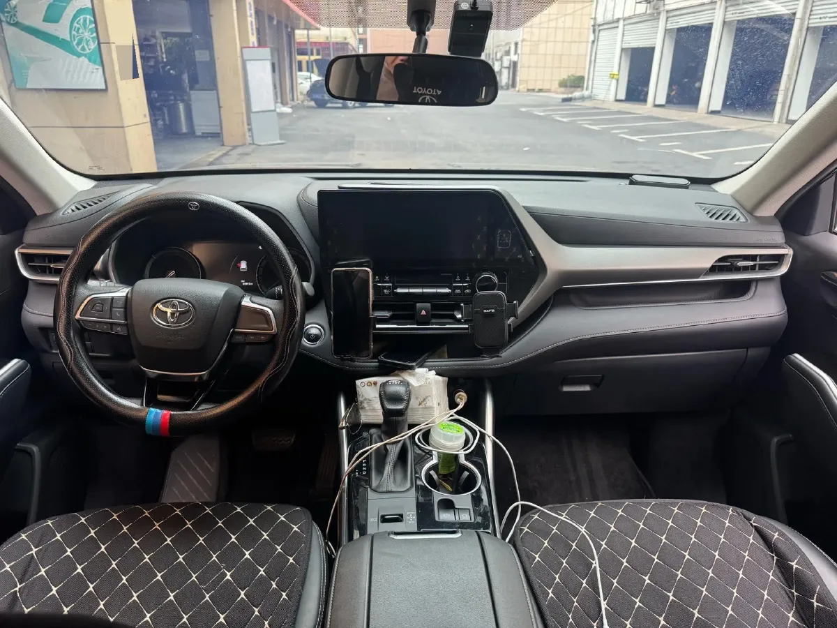 2023 Toyota Highlander 2.5L 189HP L4 E-CVT Hybrid,autocango,china used car exporter,china ev exporter,chinese used car exporter,chinese used ev exporter