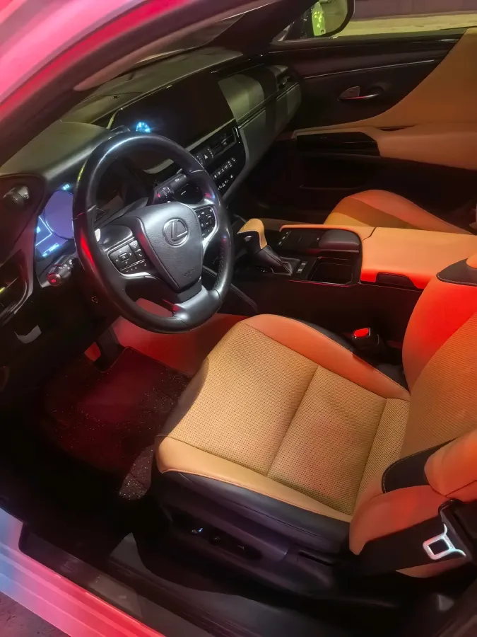 2020 Lexus ES 2.0L 173HP L4 CVT,autocango,china used car exporter,china ev exporter,chinese used car exporter,chinese used ev exporter