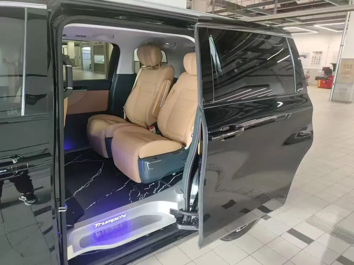 2024 GAC Trumpchi E8 2.0L 140HP L4 2DHT PHEV 25.57KWH,autocango,china used car exporter,china ev exporter,chinese used car exporter,chinese used ev exporter