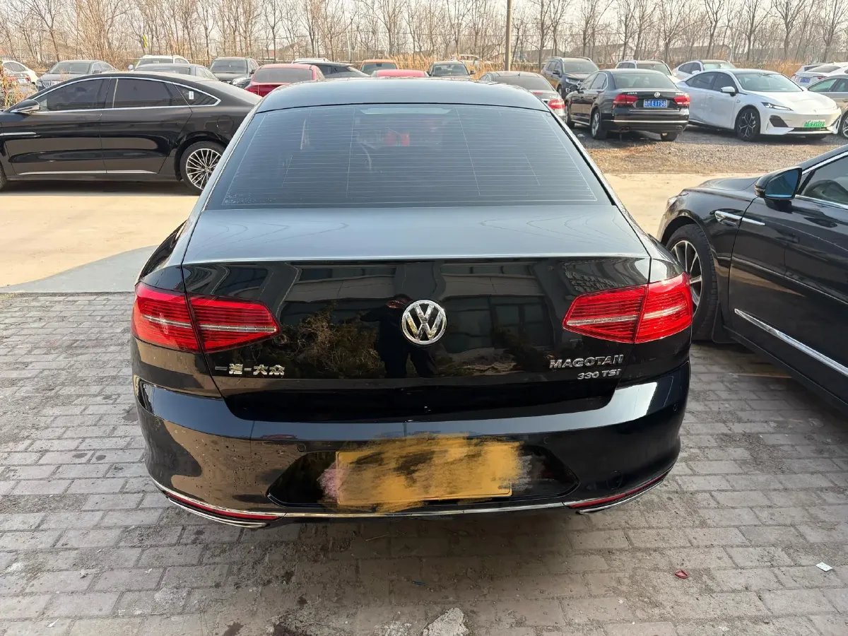 2018 Volkswagen Magotan 1.8T 180HP L4 7DCT,autocango,china used car exporter,china ev exporter,chinese used car exporter,chinese used ev exporter