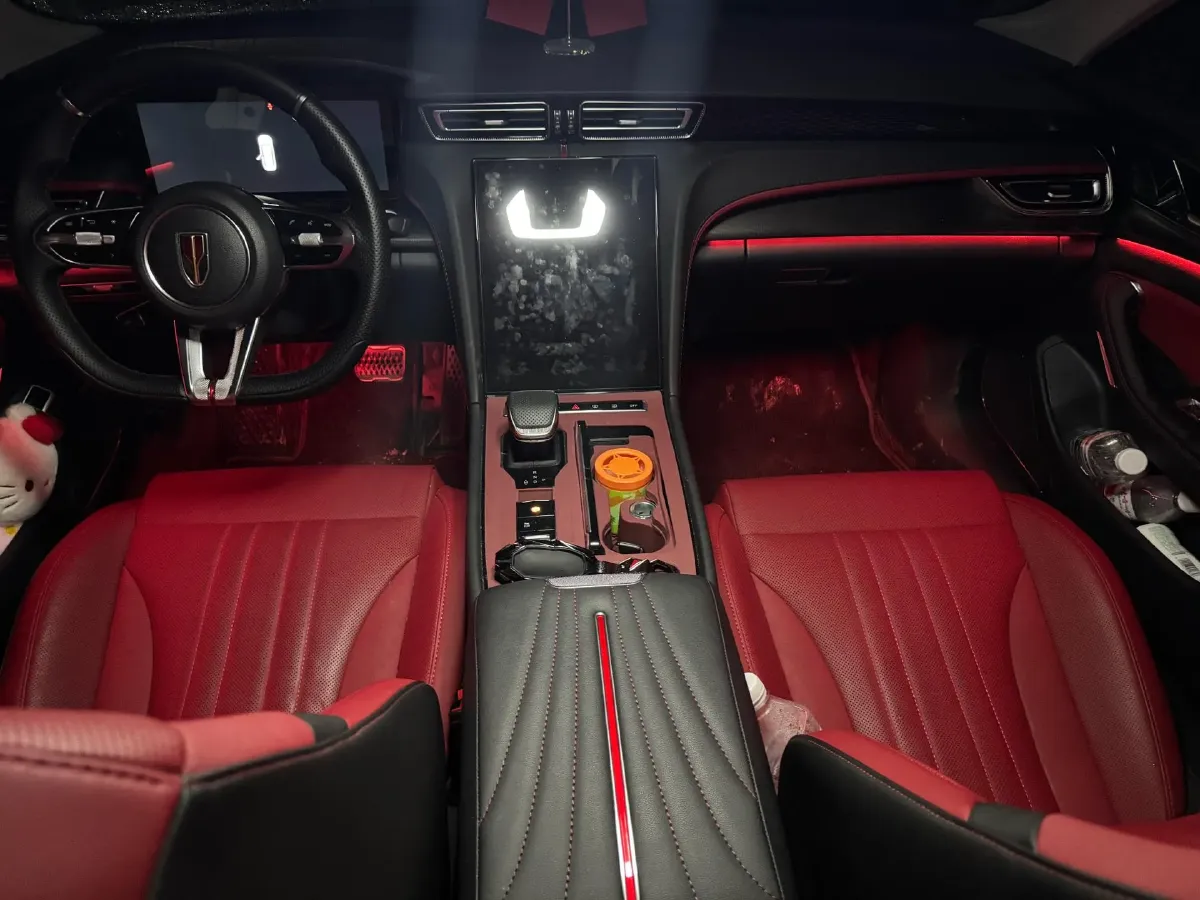 2025 HongQi H6 2.0T 252HP L4 8AT,autocango,china used car exporter,china ev exporter,chinese used car exporter,chinese used ev exporter