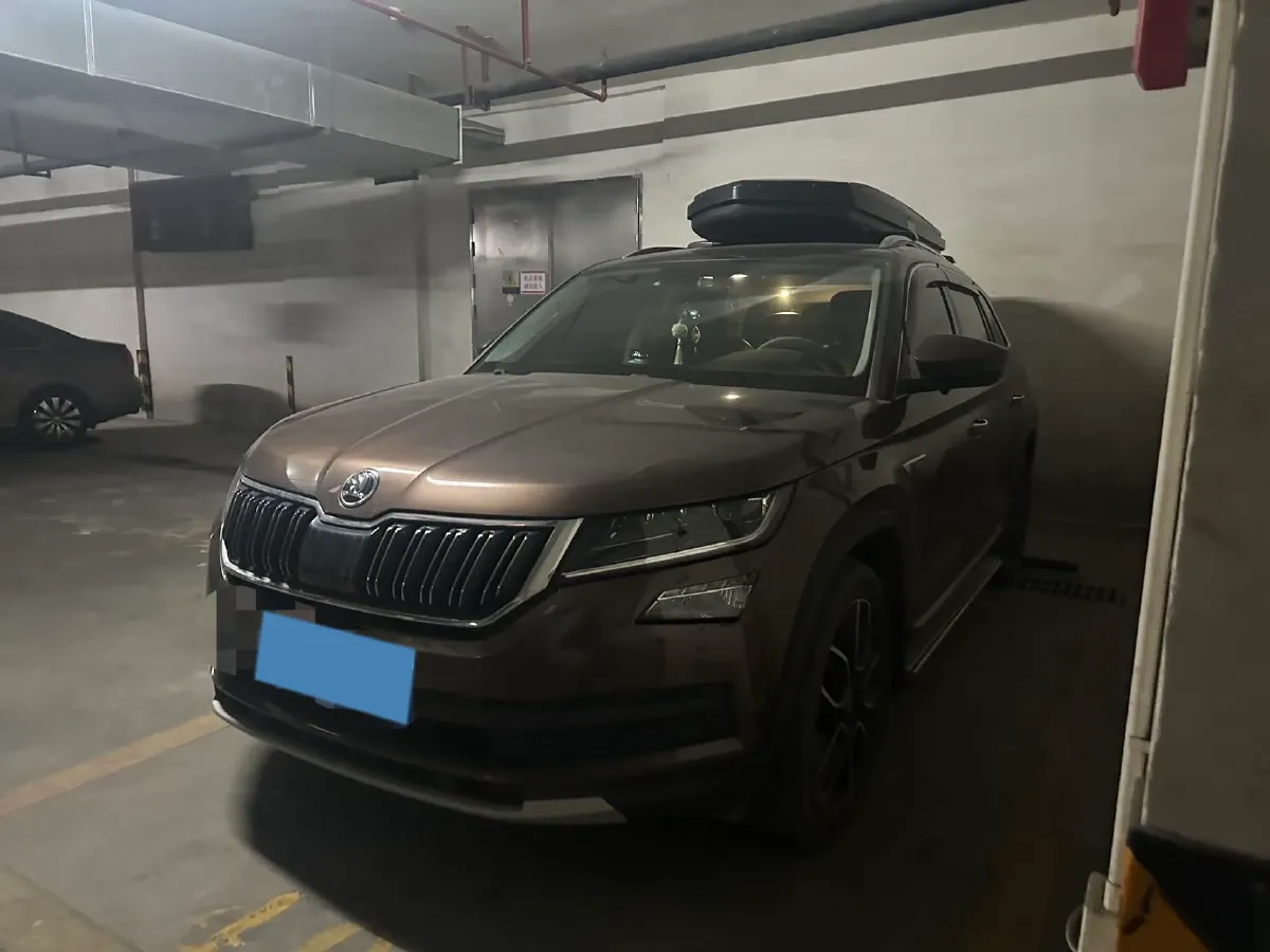 2018 Skoda Kodiak 2.0T 220HP L4 7DCT,autocango,china used car exporter,china ev exporter,chinese used car exporter,chinese used ev exporter