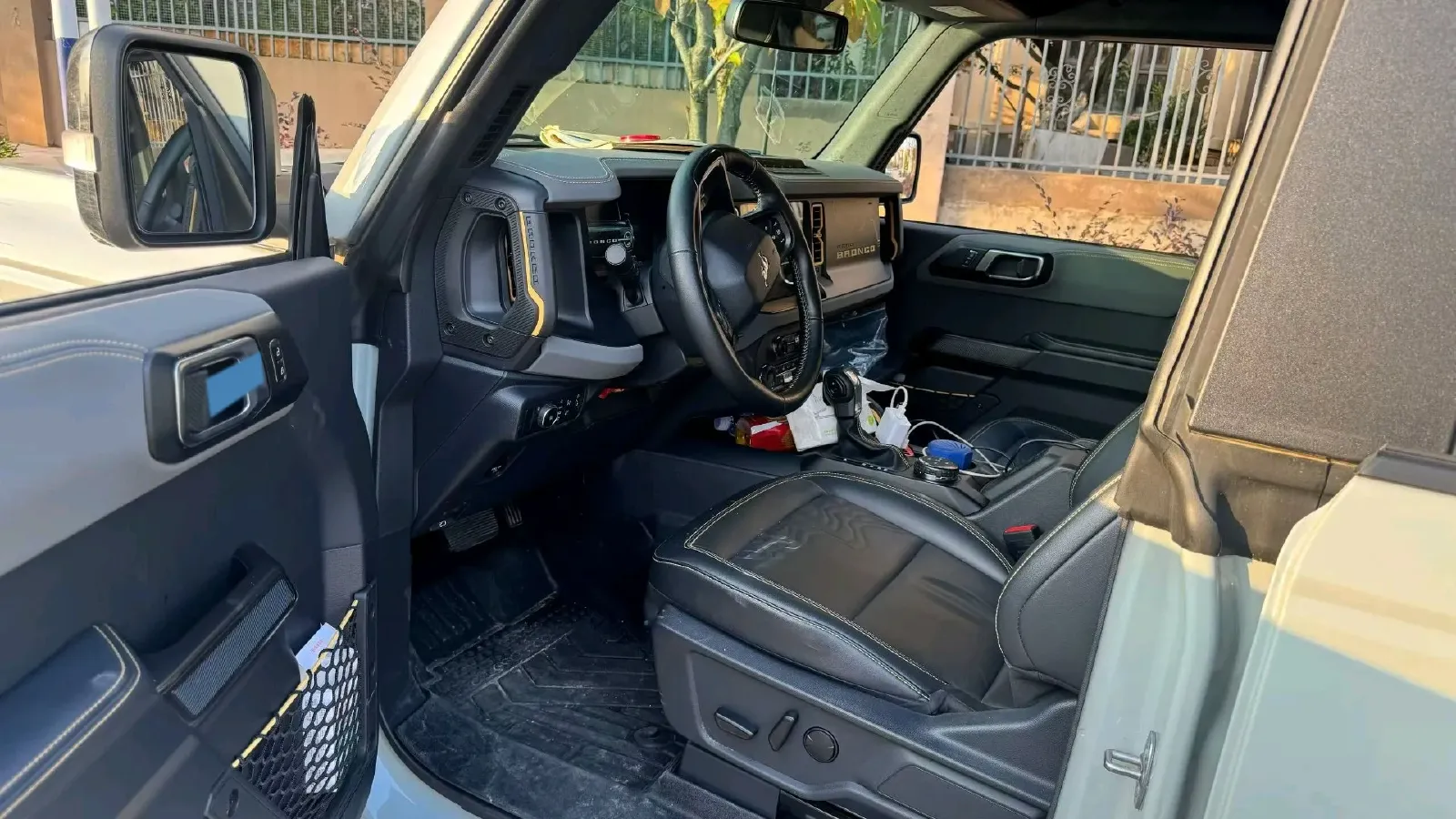 2024 Ford Bronco 2.3T 275HP L4 10AT,autocango,china used car exporter,china ev exporter,chinese used car exporter,chinese used ev exporter